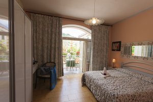 camere-hotel-la-rondinella-ischia-05